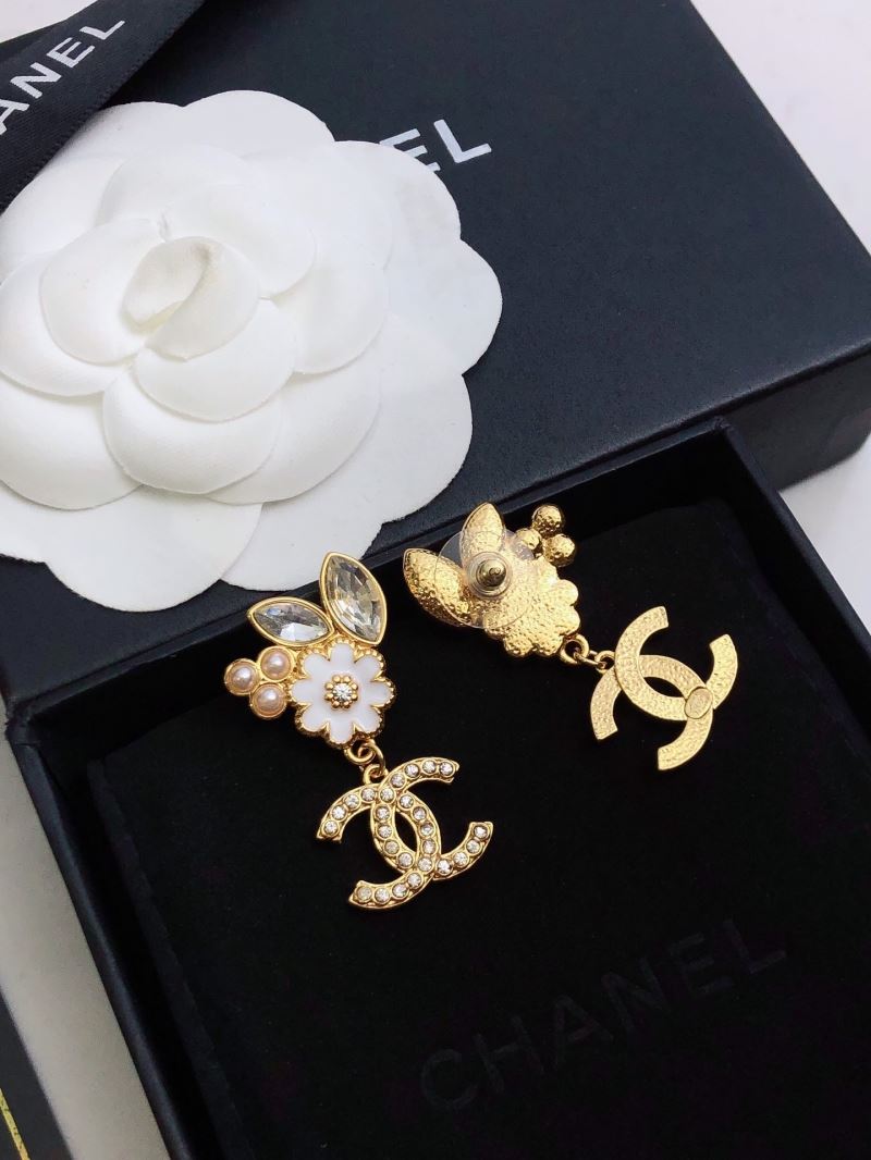Ch**el earrings